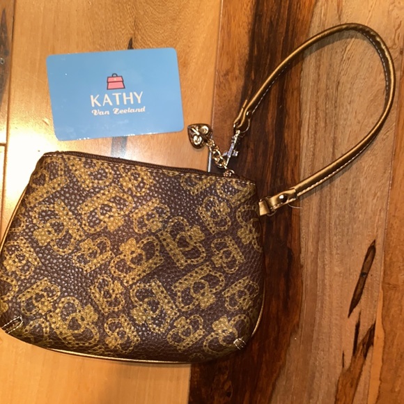 KATHY VAN ZEELAND WRISTLET GOLD~COMES WITH CHARM - Picture 5 of 7
